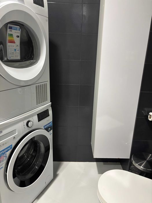 Дава се под наем Двустаен апартамент в Асеновград - 67 кв.м за 392.7 € - Снимка #13