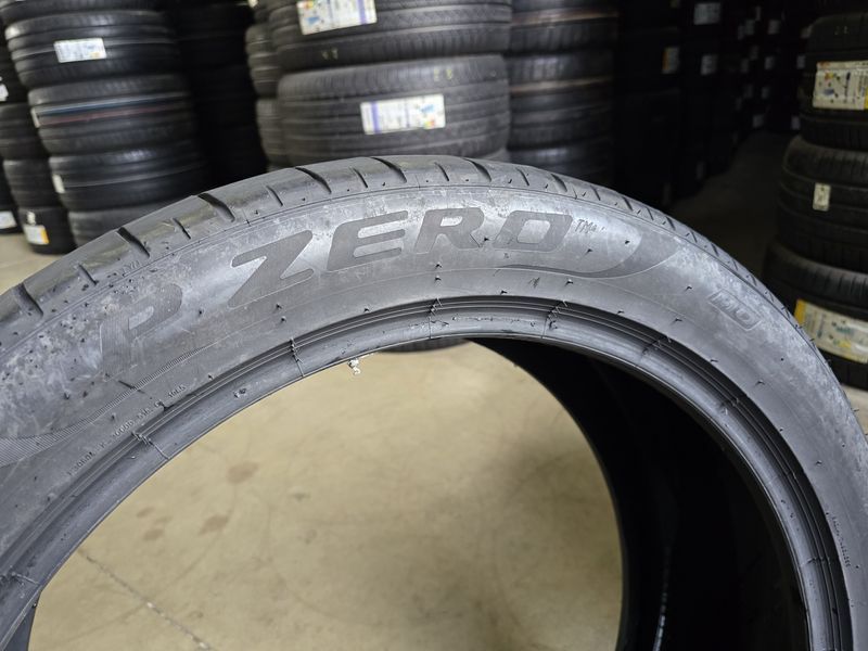 325/35/22//285/40/22 PIRELLI