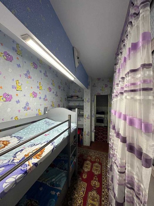 Uy sotiladi 2 xona 3 xona qilingan Yunusobod 4kv