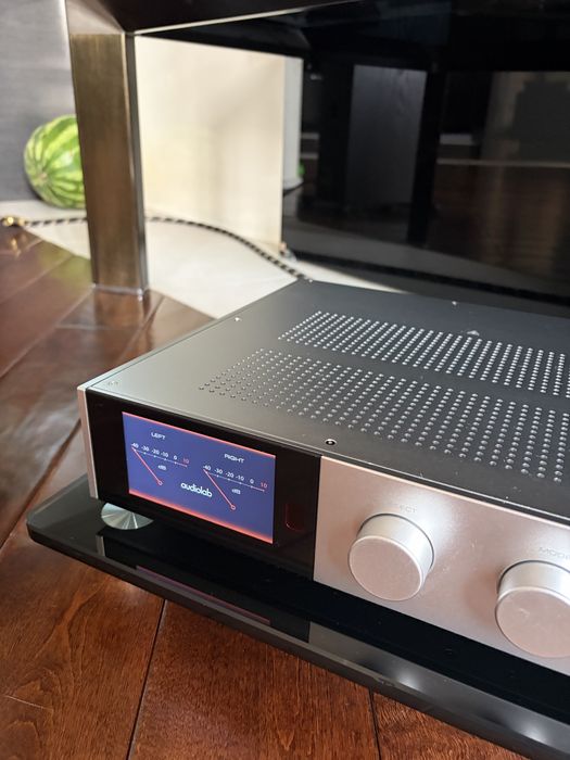 Audiolab 9000A интегральный усилитель