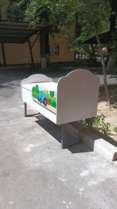 Кровать детская с откидным матрасом