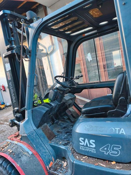 Motostivuitor Toyota 4,5t  manitou jcb stivuitor