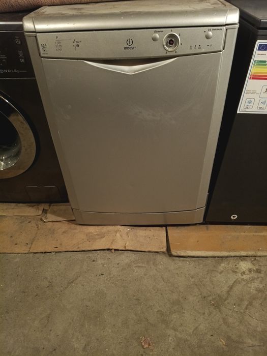 Посудомоечная машина ""Индезит"