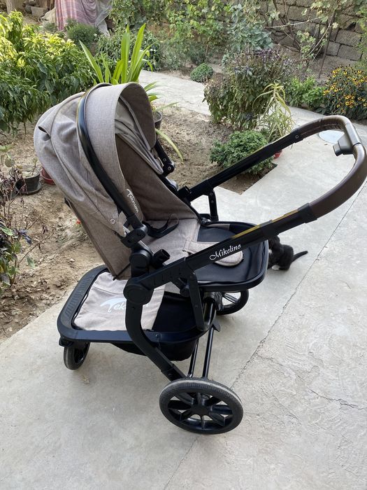 Коляска (лежачая, сидячая + люлька в машину)