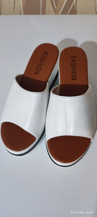 Летняя обувь женская.