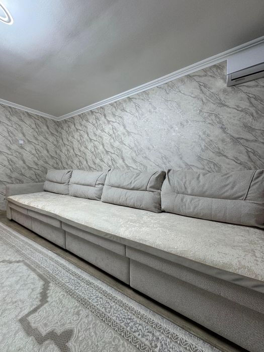 Диван 4 метра большой