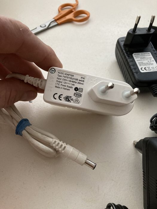 Incarcatir 12v . Alimentator 12v . Transformator 12v