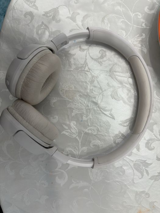 JBL TUNE 520BT Наушник