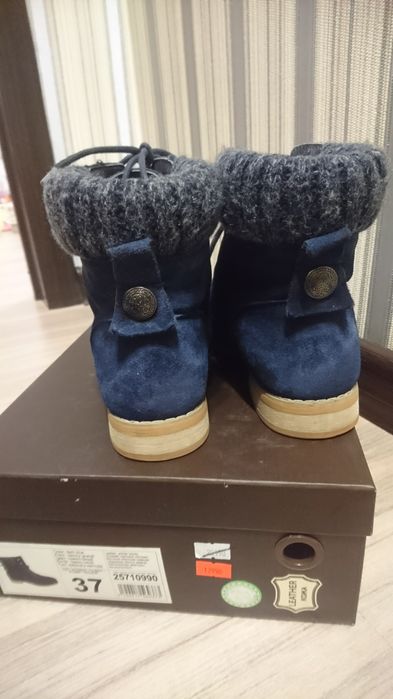 Продам зимнюю обувь