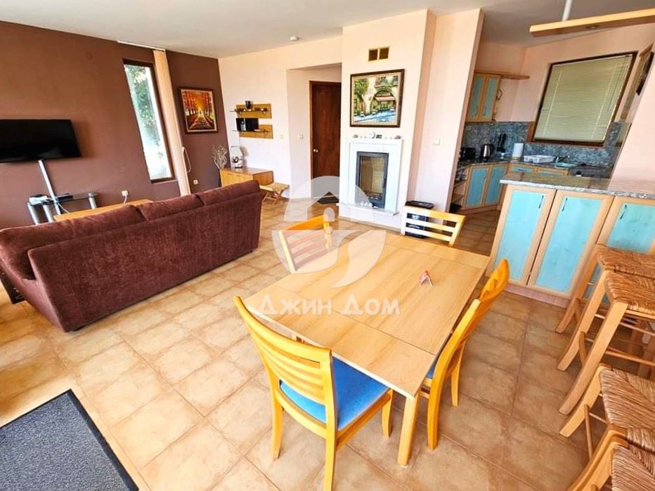 Продава се Къща в с. Кошарица, Област Бургас - 165 кв.м за 970 €/кв.м - Снимка #2