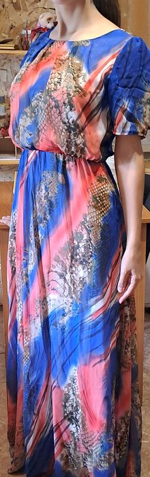 Продам вечерние платья