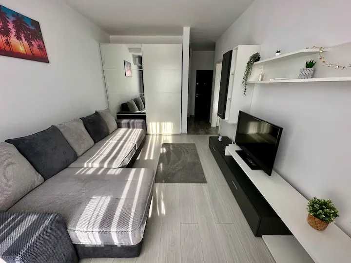 Продава се Двустаен апартамент в София, Младост 4 - 67 кв.м за 1104 €/кв.м - Снимка #2
