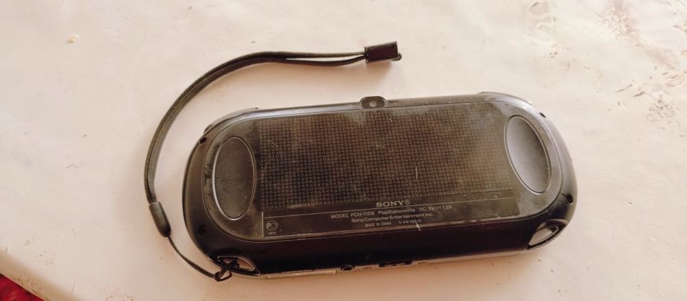 Ps Vita 1000 óyinlari bilan