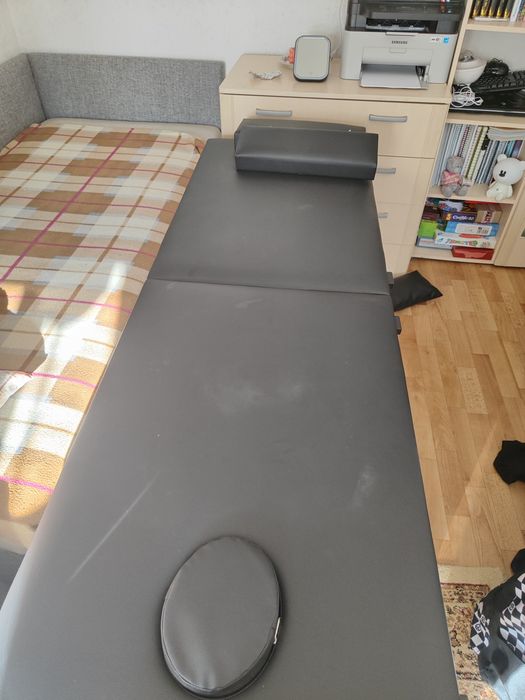 Массажная кушетка