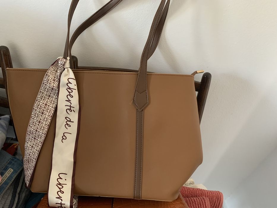 Продам женскую  сумочку