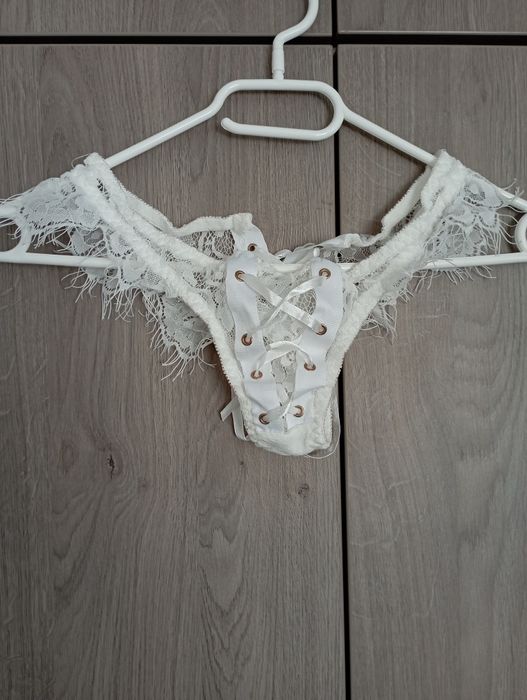 Lenjerie cu dantela
