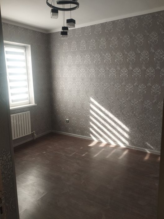 Квартира сотилади лактация зур жойда