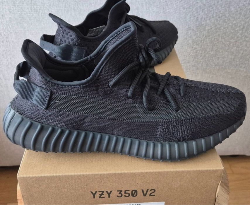 Adidas Yeezy 350 v2 onyx negrii [ Toate Marimile ]