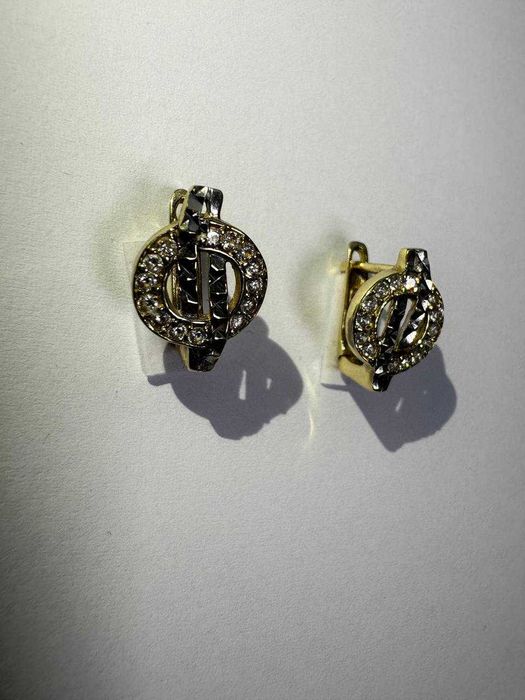 Cercei deosebiti (efn) StarAmanet