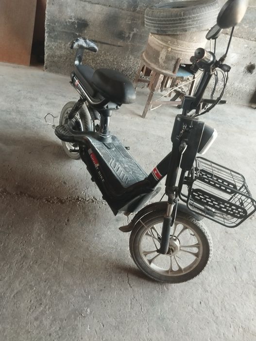 Sukuter Elektron