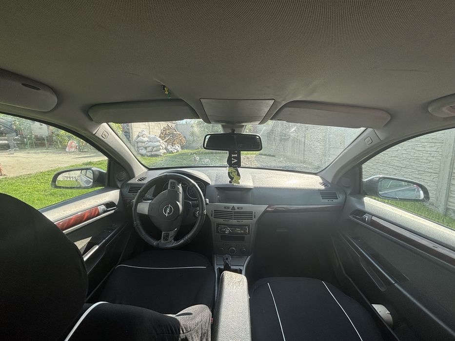 Vand Opel Astra H  Preț 900€ Detalii 0764650612