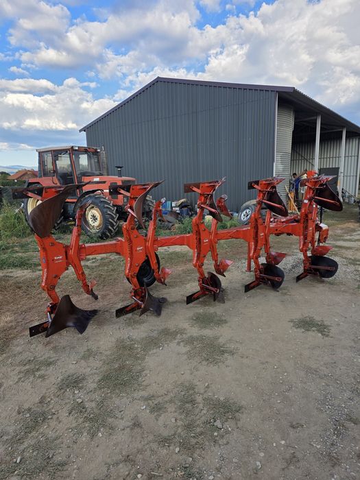 Plug reversibil Kuhn Master 120 – 5 trupițe (4+1) – Stare foarte bună