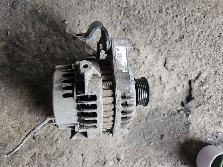 Alternator Opel Vectra B / Tigra / Astra G 1.4 1.6 benzina 10479225