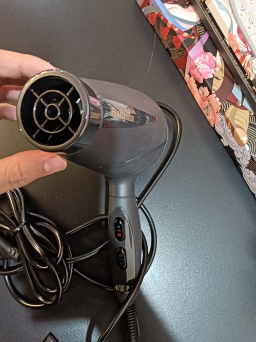 Фен BaByliss черный 2 насадки