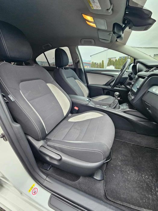 Toyota Avensis * 2.0 diesel euro 6