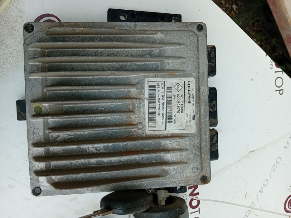 Vând diferite piese provenite din dezmembrări pentru logan 1.5 dizel e