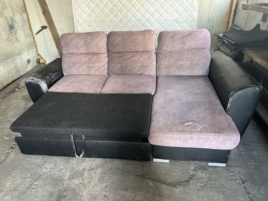 Vand canapea extensibila. Transport la domiciliu