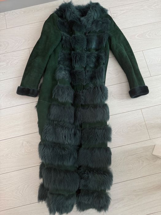 Продам дублёнку зеленого цвета