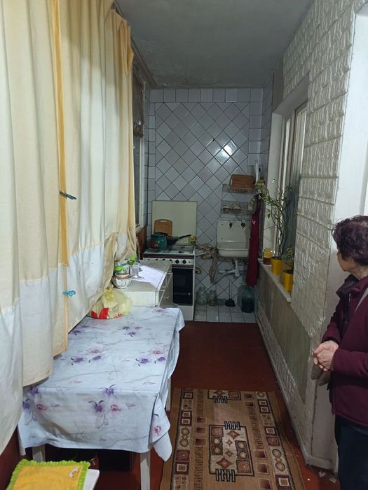 Срочно продается своя 2 ком квартира на спутнике 17