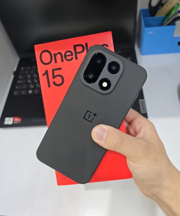 OnePlus 15 Global India почти новый