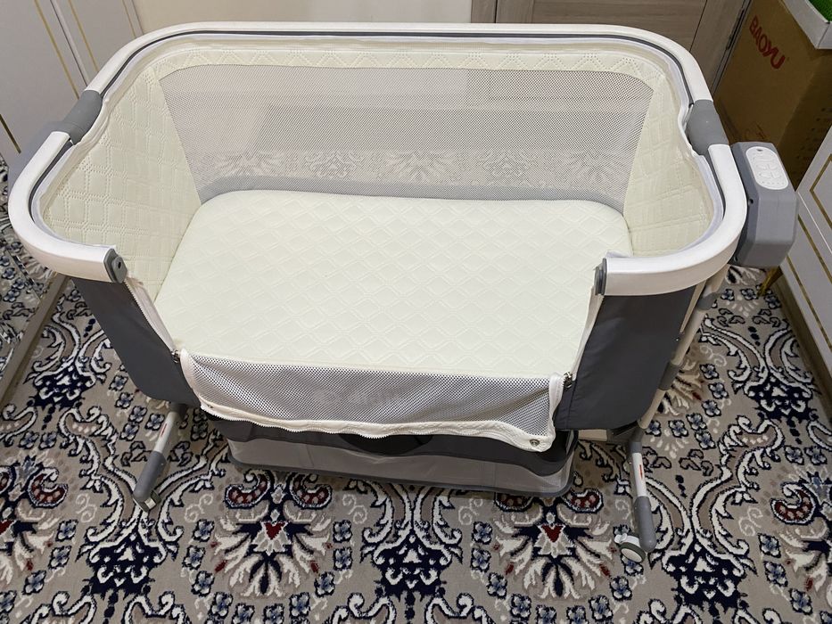 Детская Люлька кроватка 4в1 с музикой и автоматическим приводом