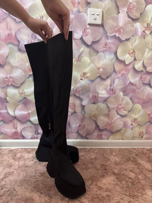 Продаю осенние сапоги чулки