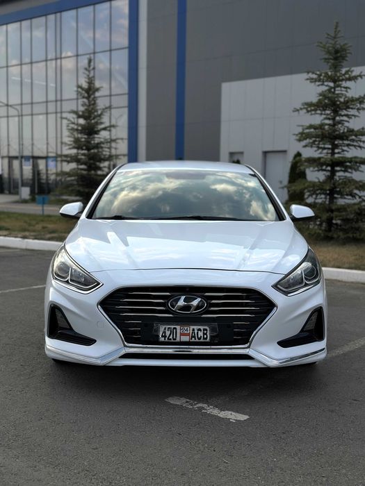 Hyundai Sonata SE