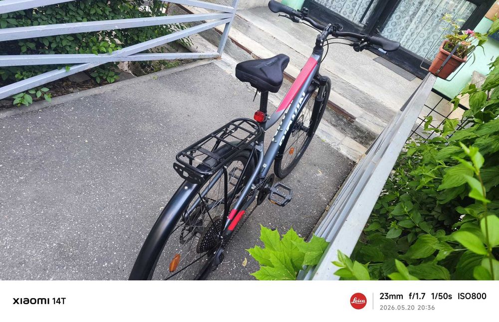 Vand bicicleta Btwin Riverside 500 in stare perfecta