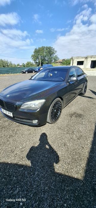 Vând BMW f01 740d