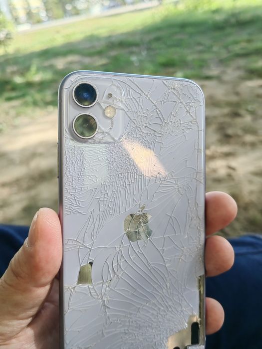 Iphone 11 Black / 128 ГБ / 75%