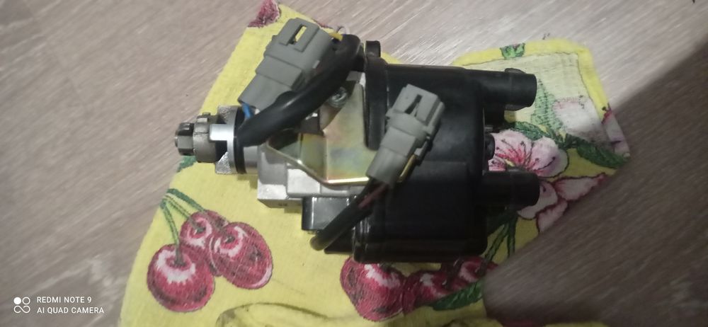 Трамблер 6+2 4afe toyota