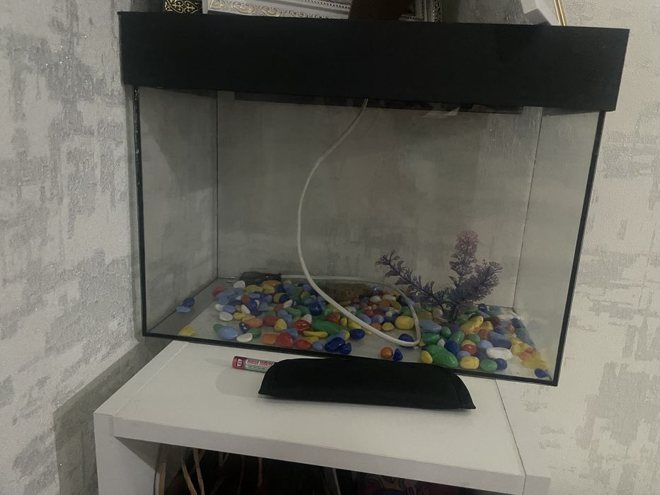 Продам аквариум для рыбок