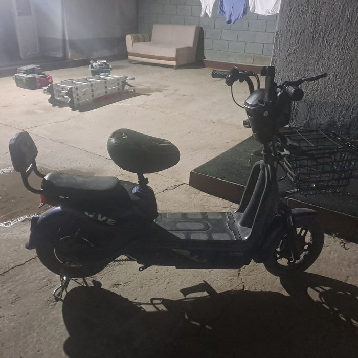 Продам электроскутер 350w