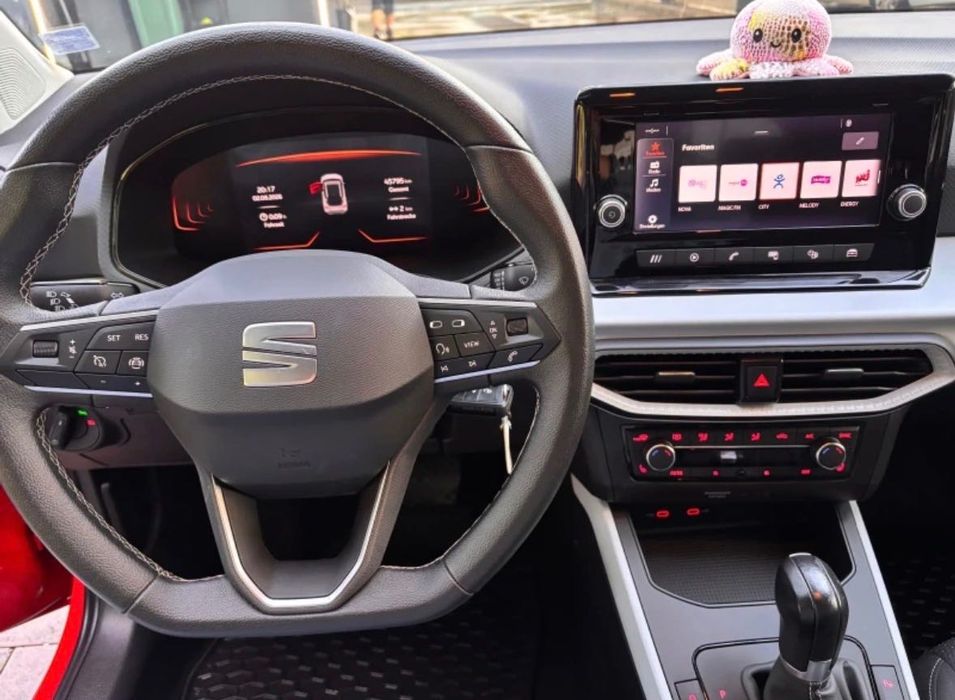 Seat Arona TSI 2023 бензин автоматик