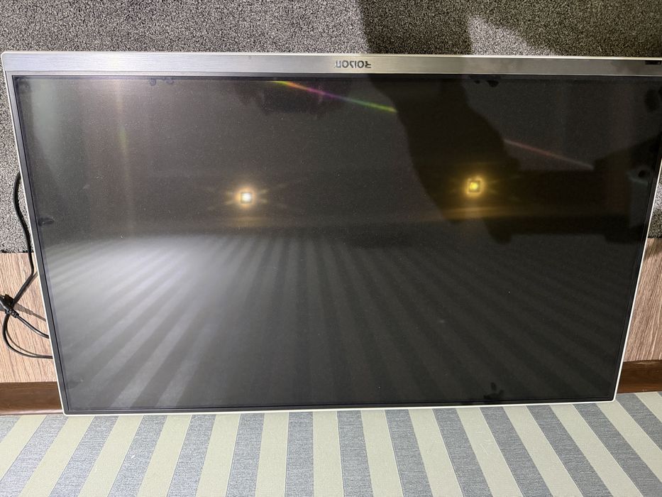 Roison 42R телевизор в отличном состоянии