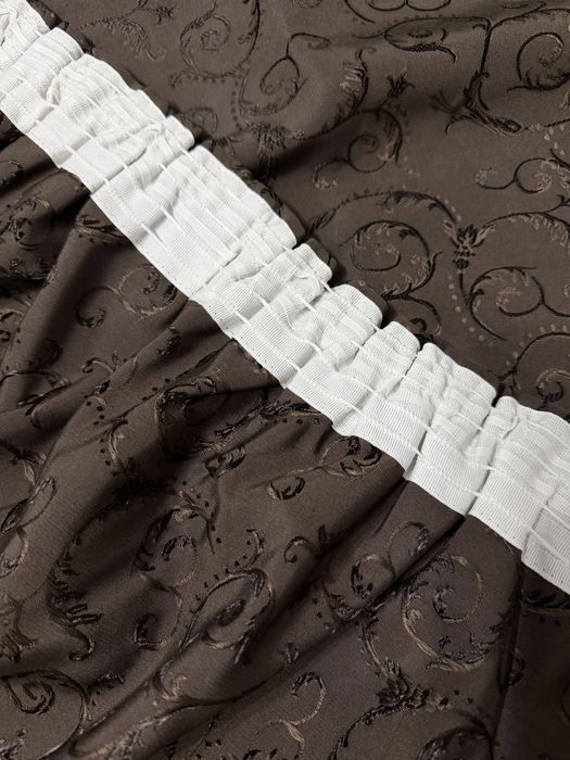 Vand draperii culoarea maro