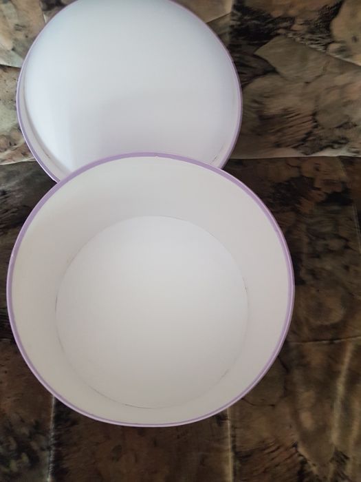 Подарочная  коробка. Б/у