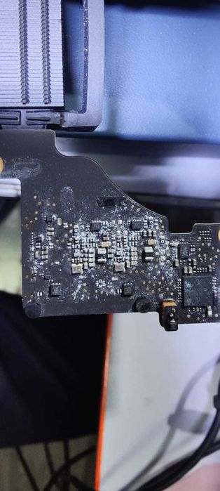 Service MacBook Arad | Inlocuire Tastatura, Baterie, Reparatii Lichid