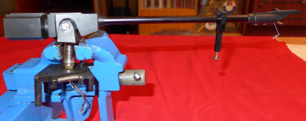 За майстора : Части  рамена, платер, мат  от JVC , Sansui