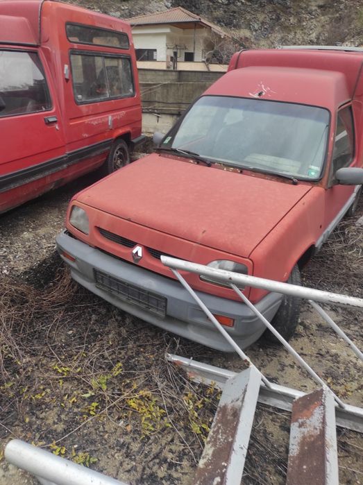 Рено Рапид 2бр на части